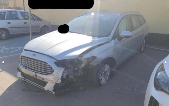 Ford Mondeo cena 16500 przebieg: 206000, rok produkcji 2015 z Warszawa małe 407